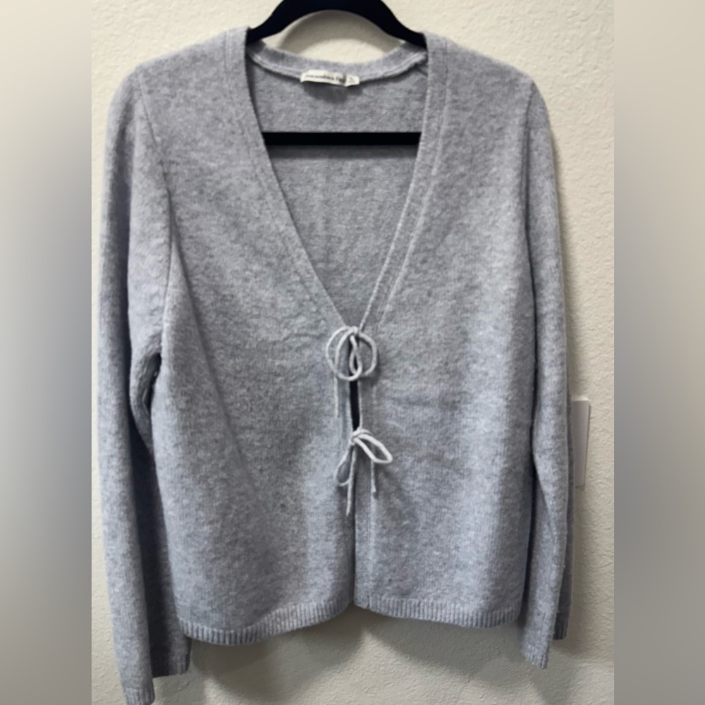 Abercrombie and Fitch Gray Women's Sweater